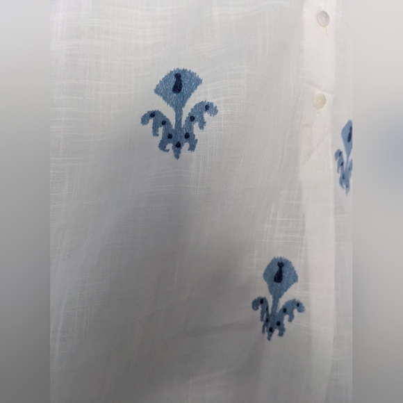 Shirt - Picture 2 of 7